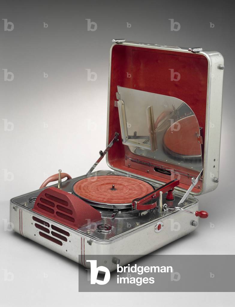 Portable Phonograph, RCA Victor Special, Model M, c.1935 (aluminum, chromed steel, and flocking)