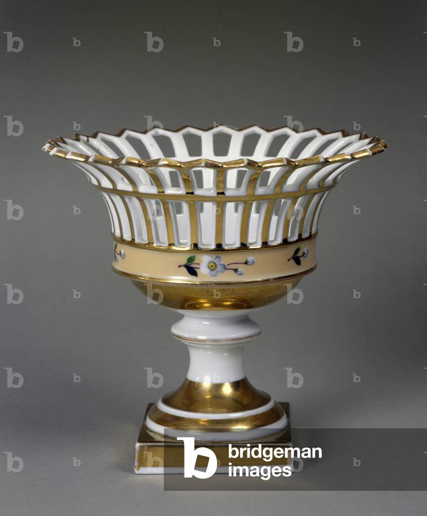 Fruit Basket, c. 1826-1838 (hard-paste porcelain with enamel and gilding)