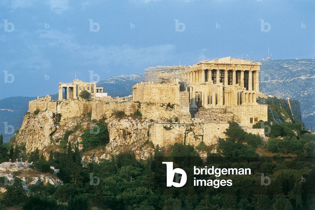 The Parthenon, the Proylaea and the Erechtheum, Athens, built in the 5th century BC (photo)