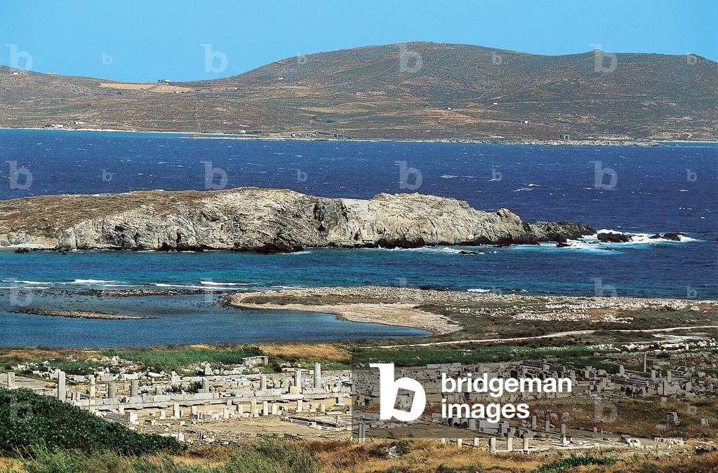 View of the Sanctuary of Apollo (photo)