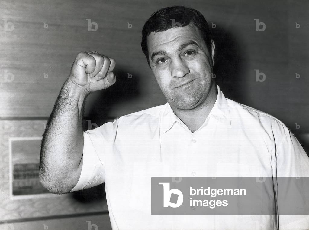Portrait du champion de boxe americain Rocky Marciano (1923-1969) a l'Hotel Hilton de Londres le 02/11/1965. (b/w photo)