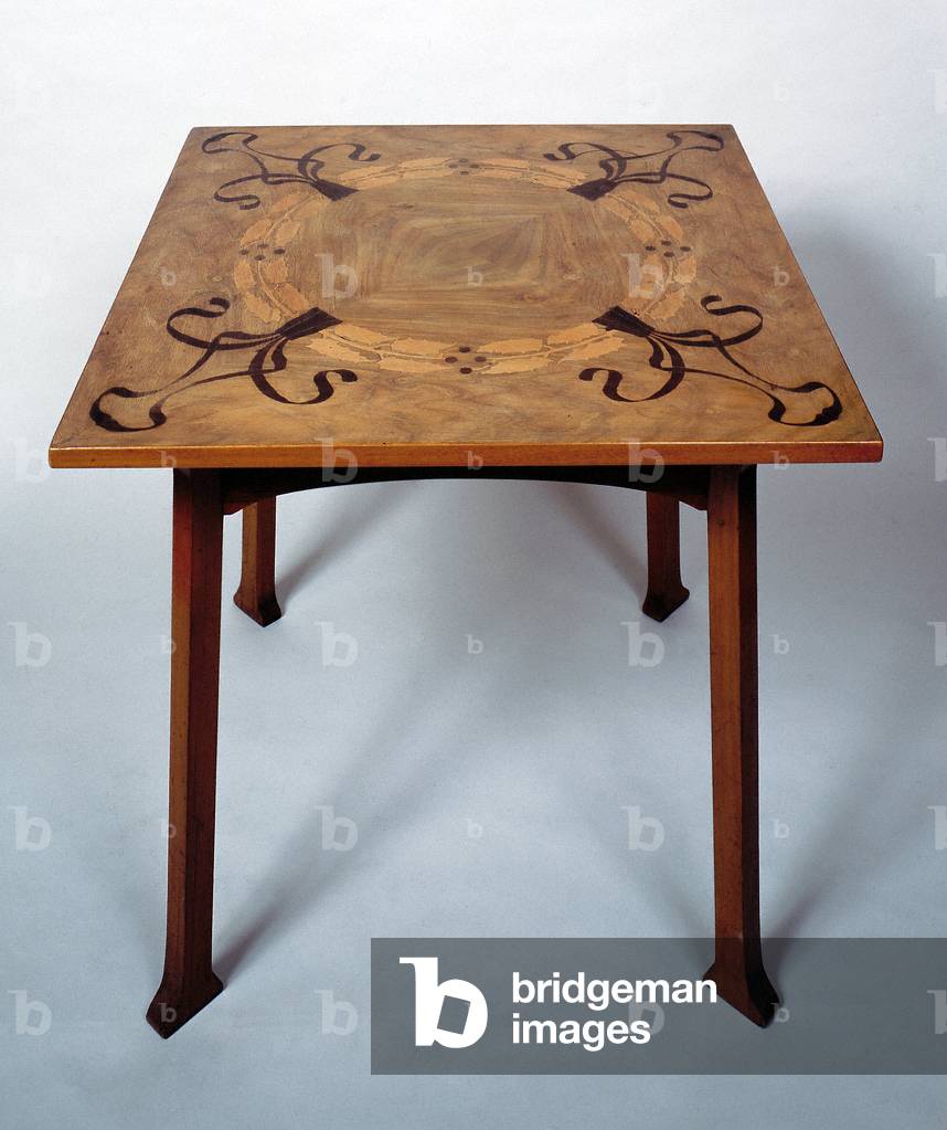 Small wooden table, 1901-07