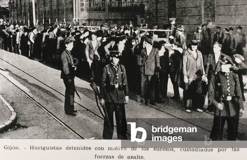 Spain. Second Republic (1931-1936). Revolution in Asturias (1934). The demonstrators are arrested and monitored by the forces of the Assault (Fuerzas de Asalto) in Gijon (Spain, Asturias) (photo)