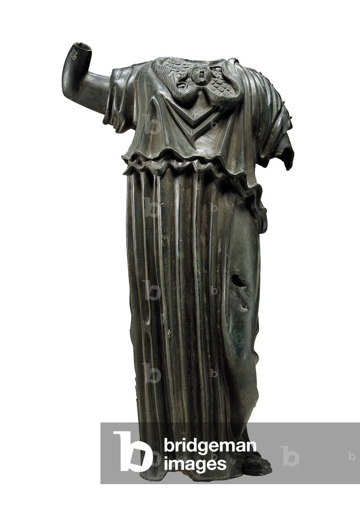Roman art: Statue of the goddess Minerva (Athena). Sculpture from Siguenza (Spain).