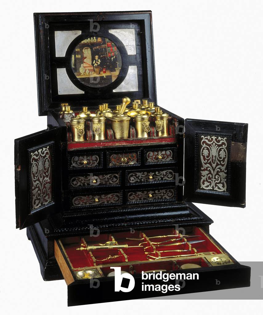 Medicine chest