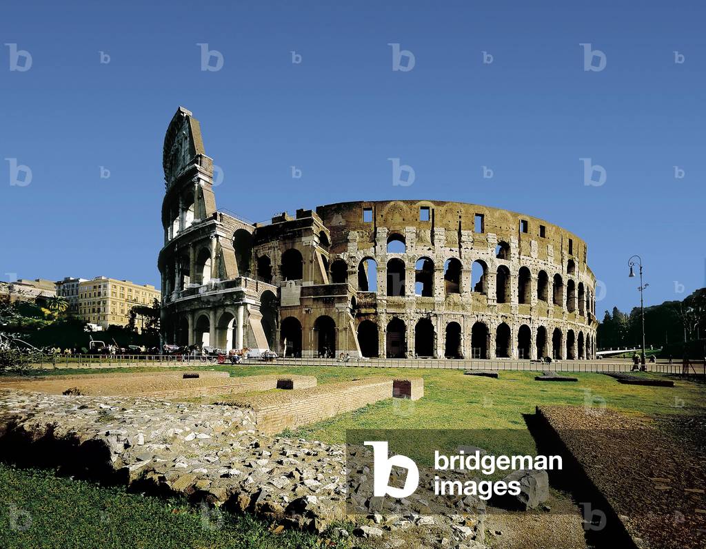 Architecture de l'empire romain : le colisee de Rome, Italie realise en 72-80