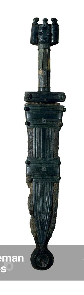 Dagger, from Tomb 11, Necropolis of Villanueva de Teba, Second Iron Age, 6th-3rd century BC (bronze)