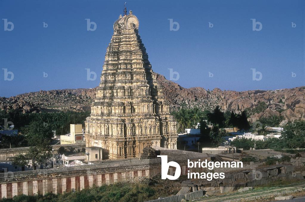 Virupaksha Temple, Hampi, Karnataka, India (photo)