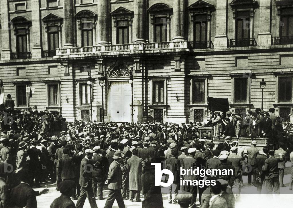 Madrid, April 14, 1931. Photograph.