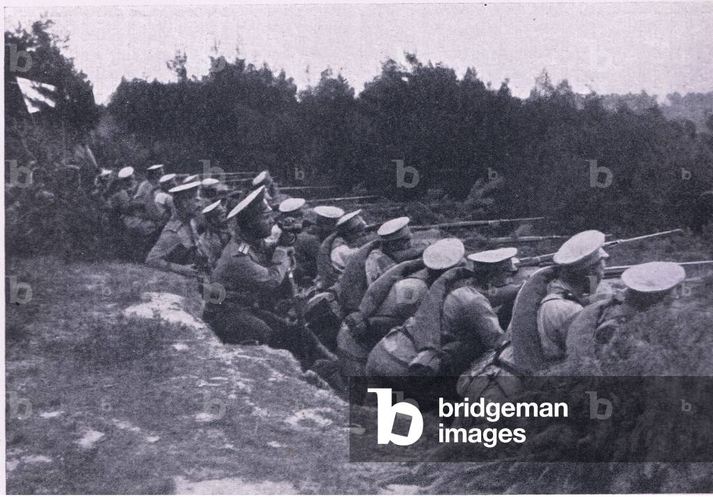 Holding the line: Russian Infantry in the trenches of Galicia (photo)