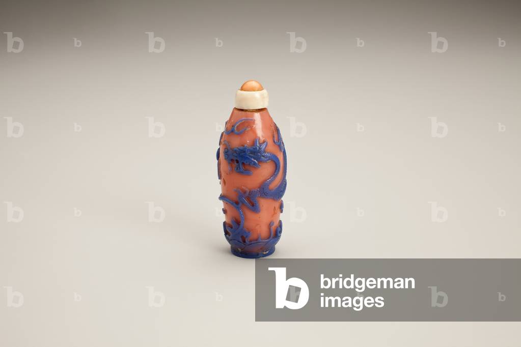 Snuff bottle with lid (glass)