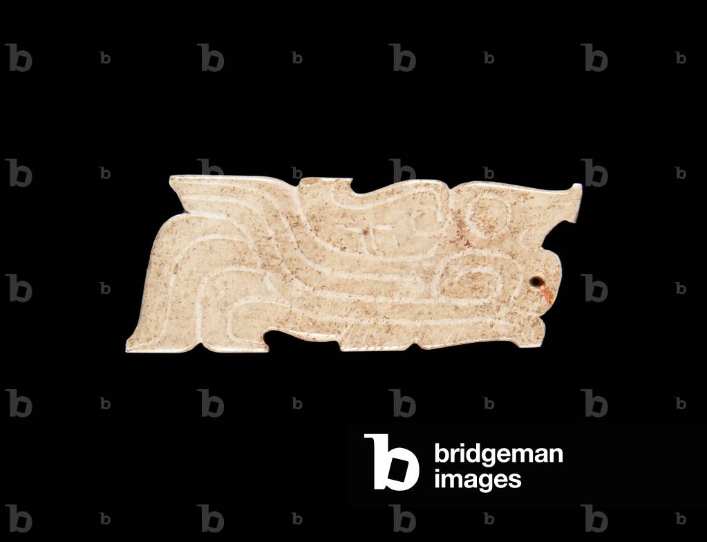 Rectangular bird pendant, 1045-771 BC (nephrite)