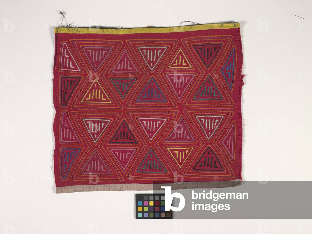 Shirt Panel (Mola) (photo)