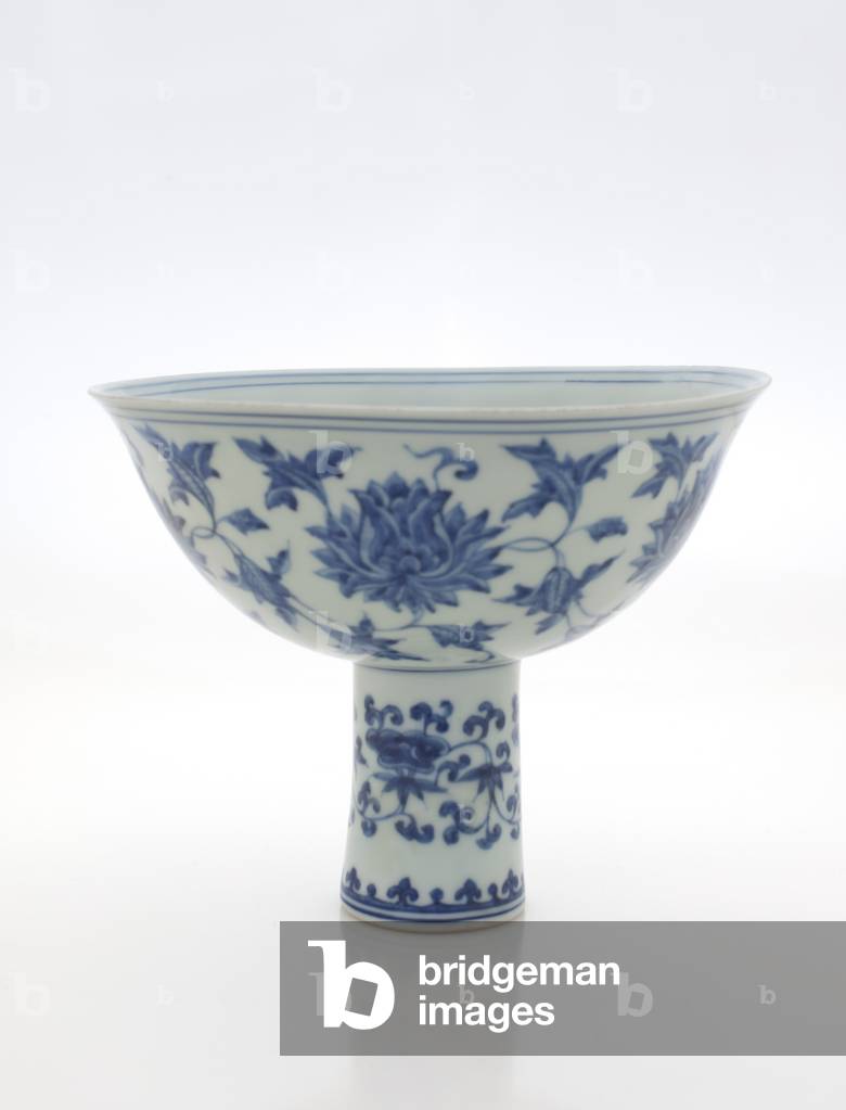 Stem cup, 1426-1435 (porcelain with underglaze blue)