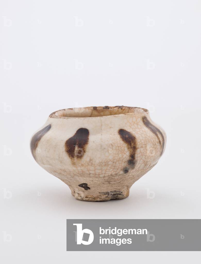Jar (brown glaze)