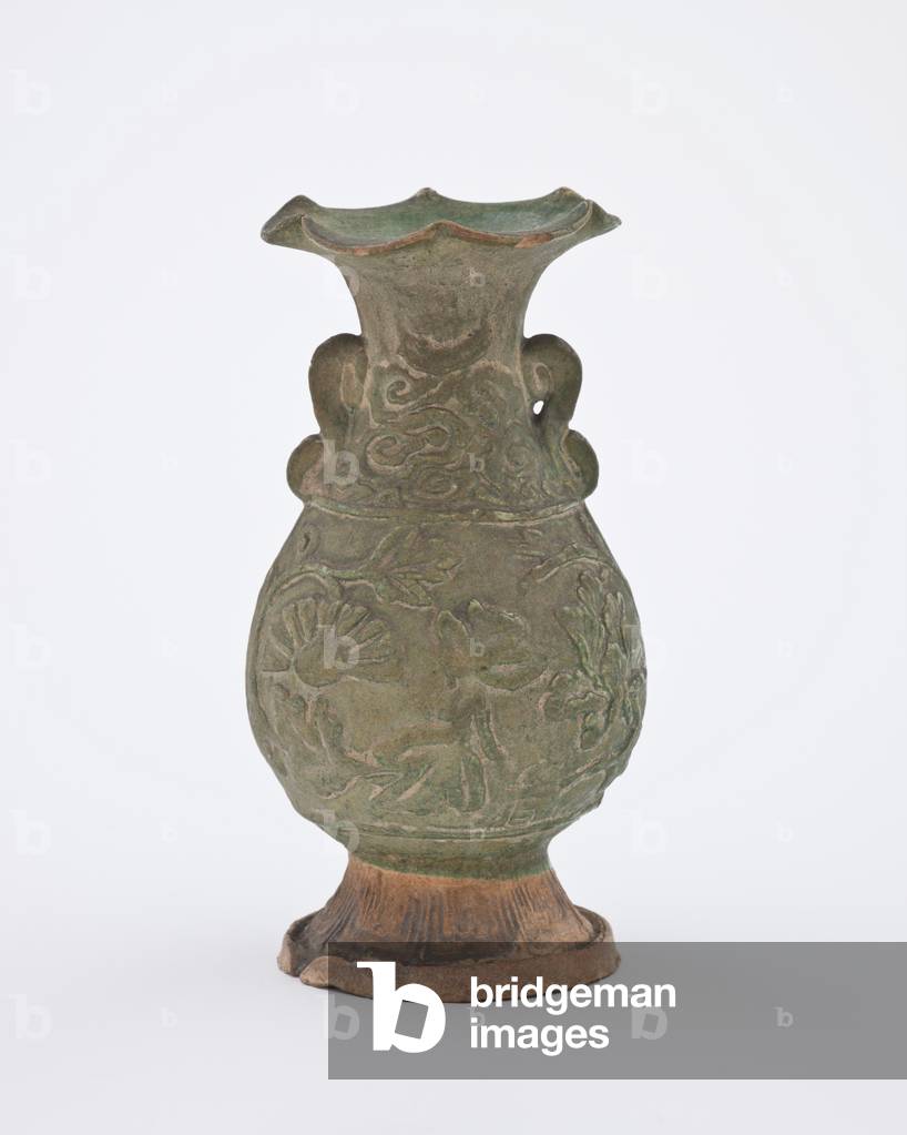 Vase with fluted mouth and molded floral design, early 1200s (stoneware with green glaze, Quanzhou ware)