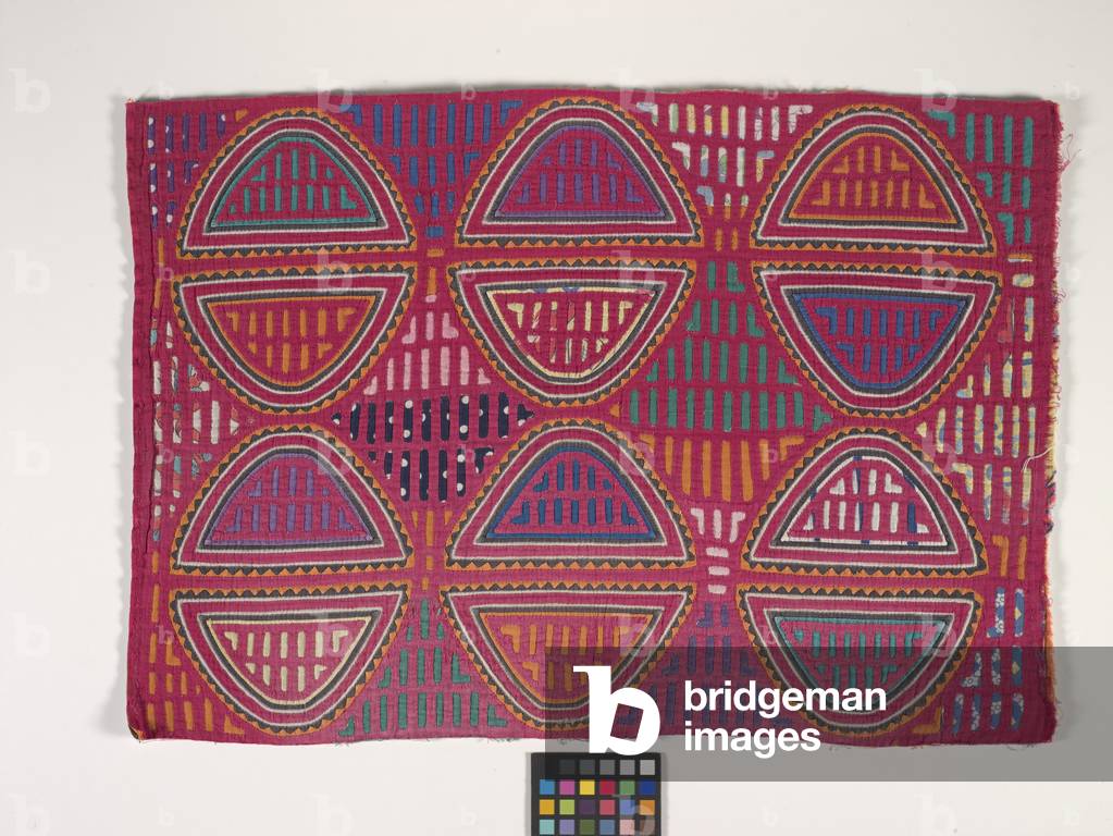 Shirt Panel (Mola) (photo)