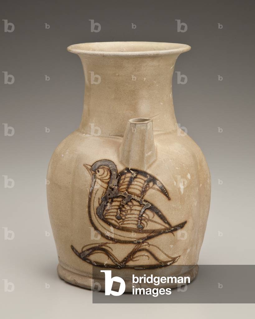 Melon-shaped ewer with bird design (stoneware (chnagsha ware)