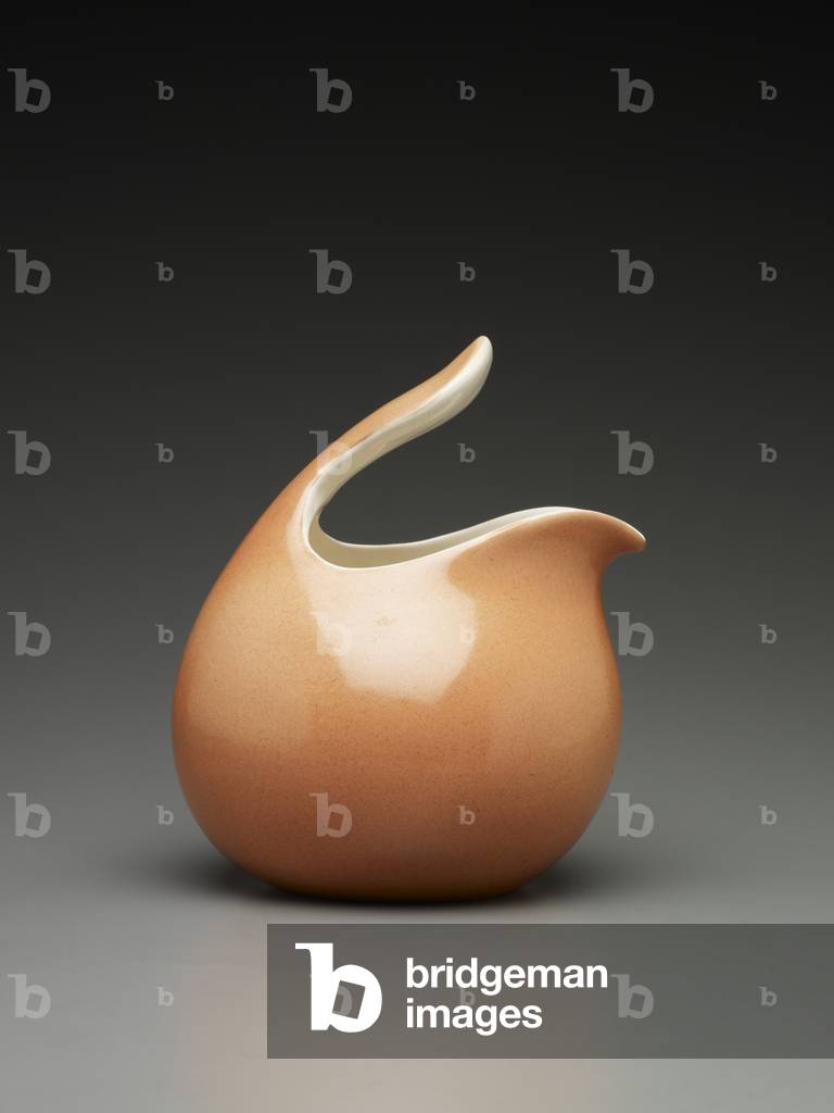 Town & Country Pitcher (Sand) (earthenware)