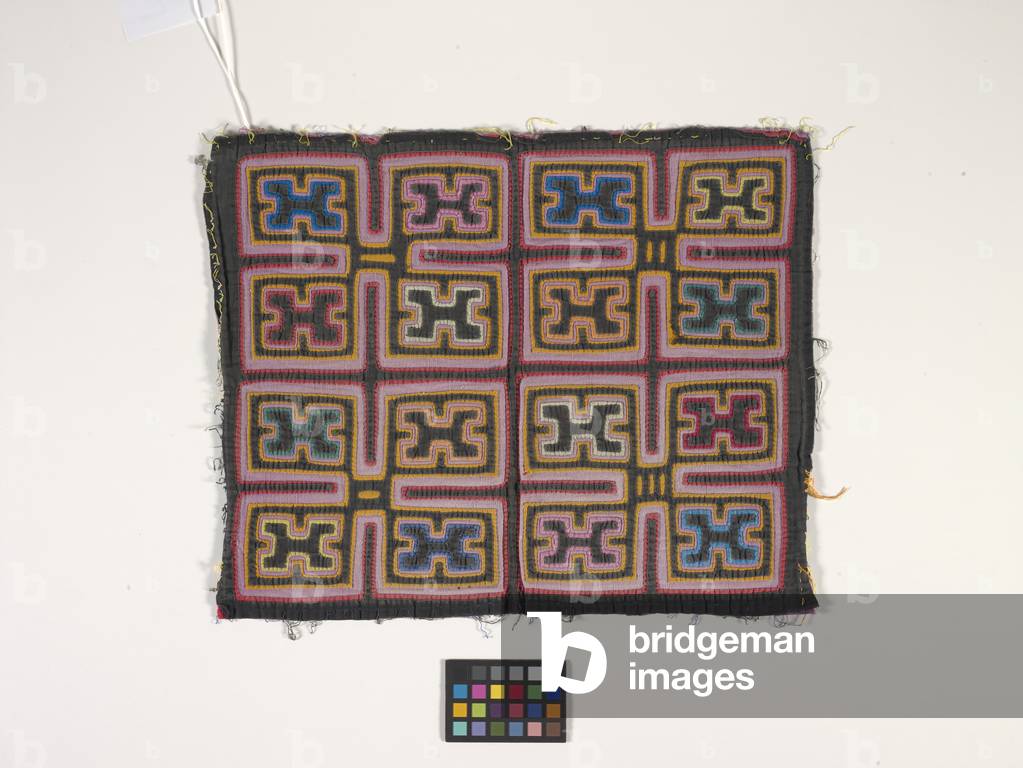 Shirt Panel (Mola) (photo)