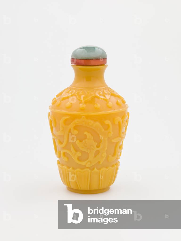 Snuff Bottle with lid (glass)