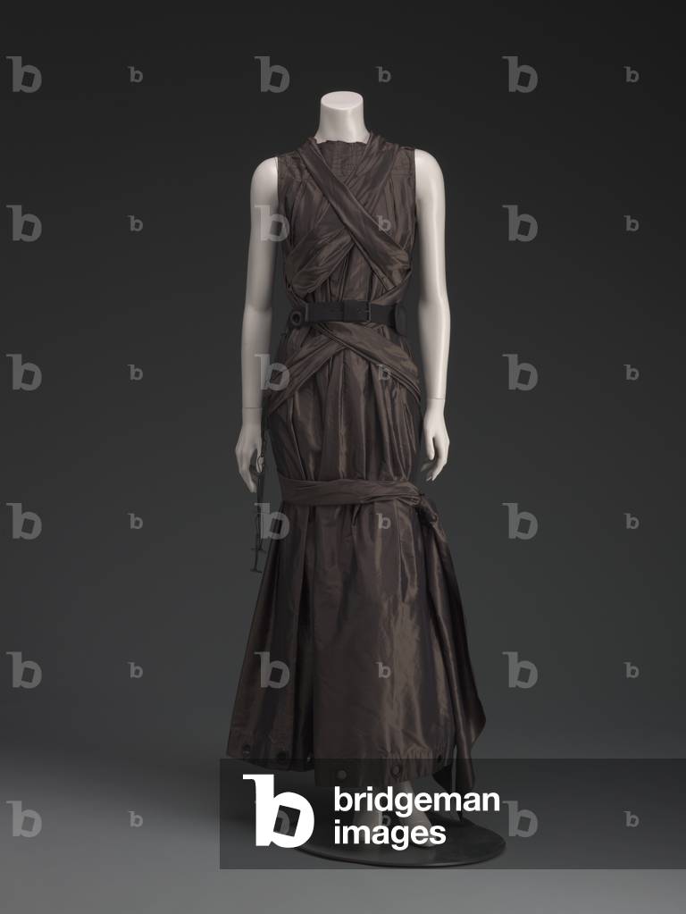 Dress (photo)