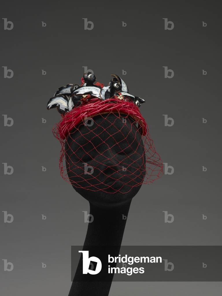 Hut mit Skunks, 1963 (mixed media)