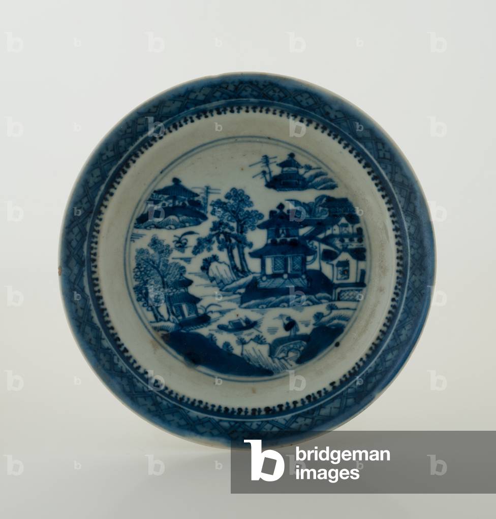 Saucer (blue enamel underglaze)