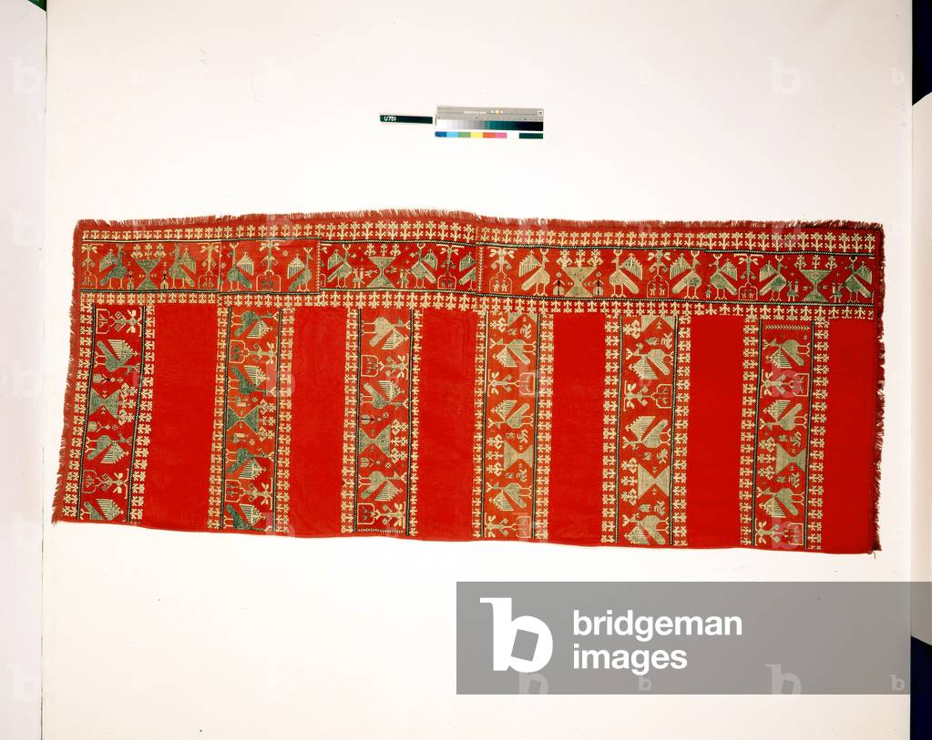 Hanging (Arid) (linen embroidered with silk)