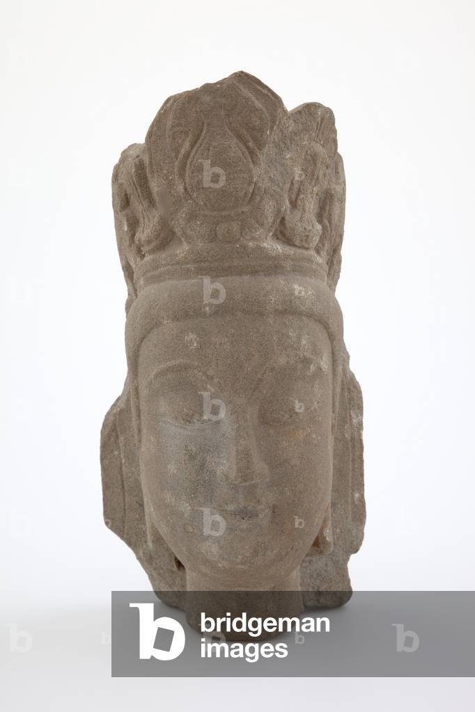 Head of Bodhisattva (stone)
