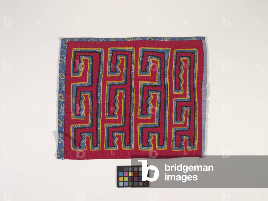 Shirt Panel (Mola) (photo)