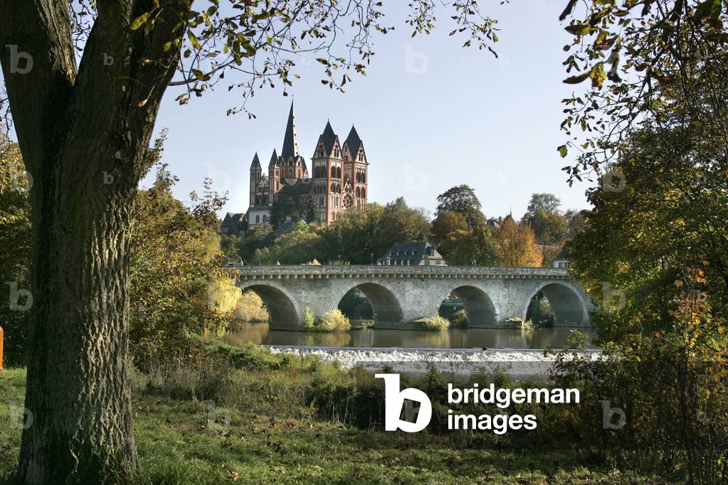 View of St. George's Cathedral (St. George's Cathedral or Georgsdom Limburger Dom), Limburg an der Lahn, Limburg, Germany