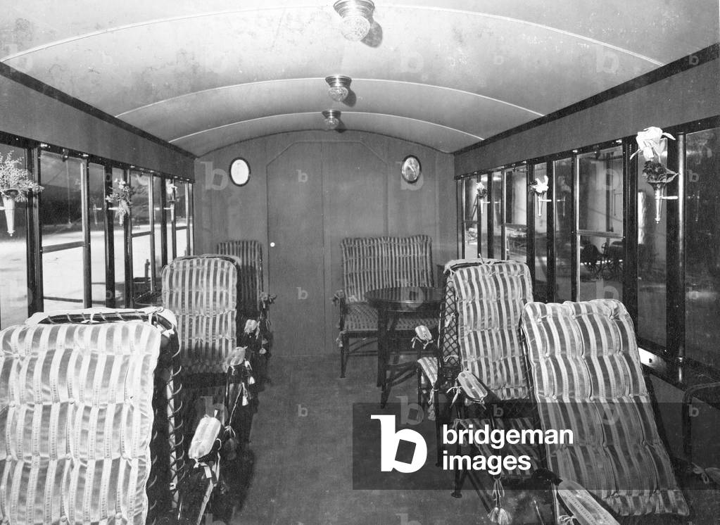 Passenger seat inside an airship balloon.