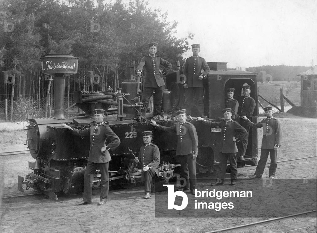 First World War (1914-1918): railway workers. Photography around 1916