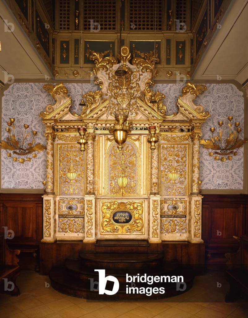 Interior of the Vittorio Veneto synagogue, Northern Italy (photo)