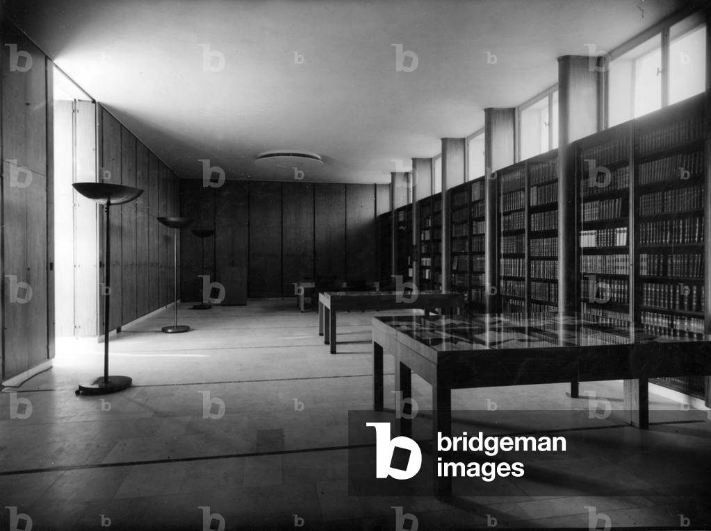 Interior of the Schocken Library, Jerusalem, c.1936 (gelatin silver print)