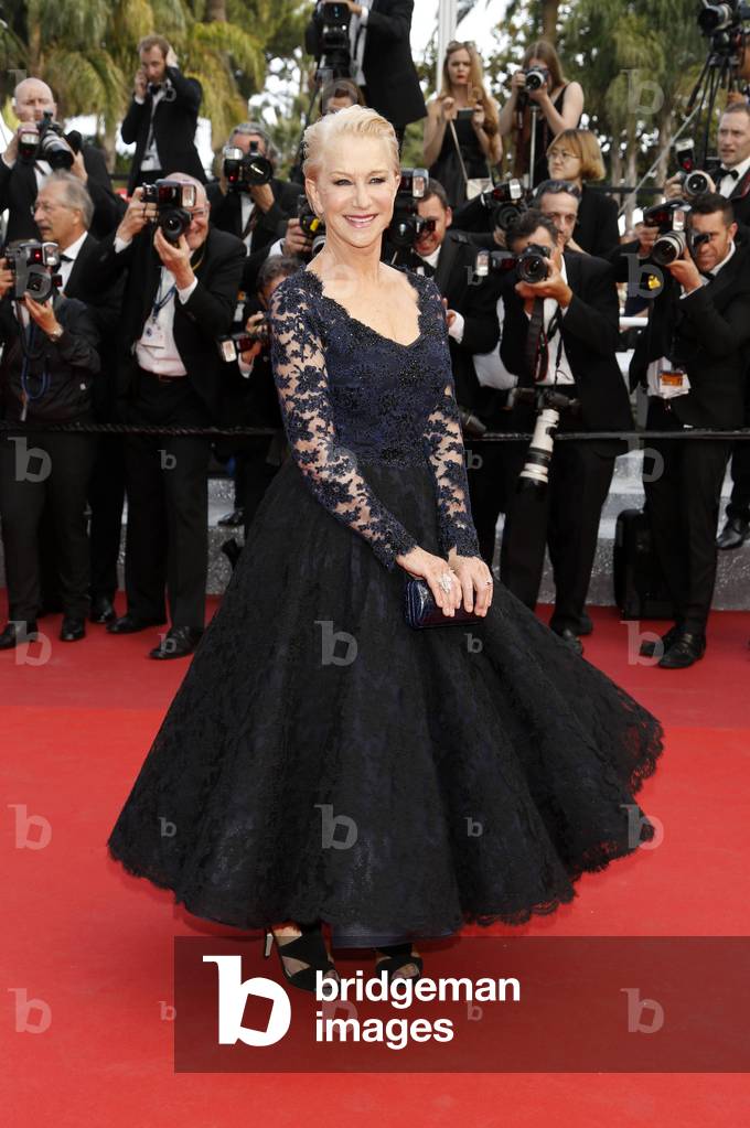 Helen Mirren attending the La fille inconnue premiere during the 69th Cannes Film Festival at the Palais des Festivals in Cannes on May 18, 2016 (photo)