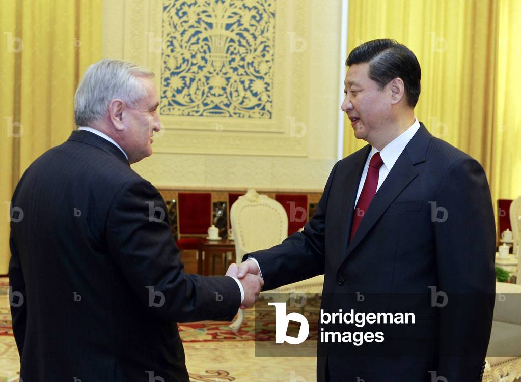 Jean-Pierre Raffarin and Xi Jinping