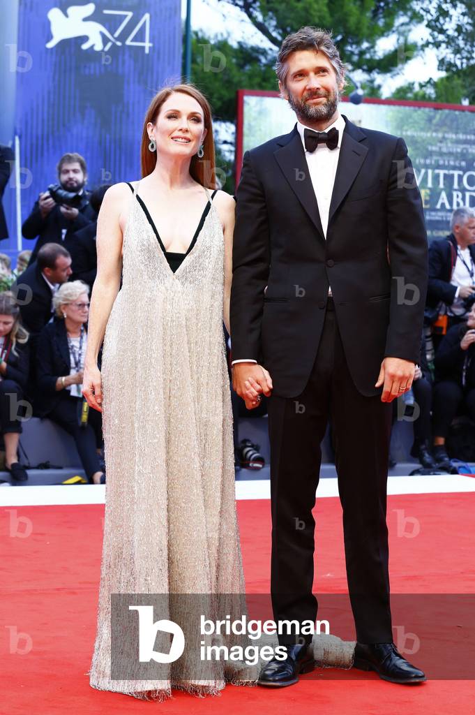 Julianne Moore and her husband