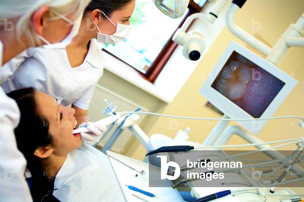 Dentist