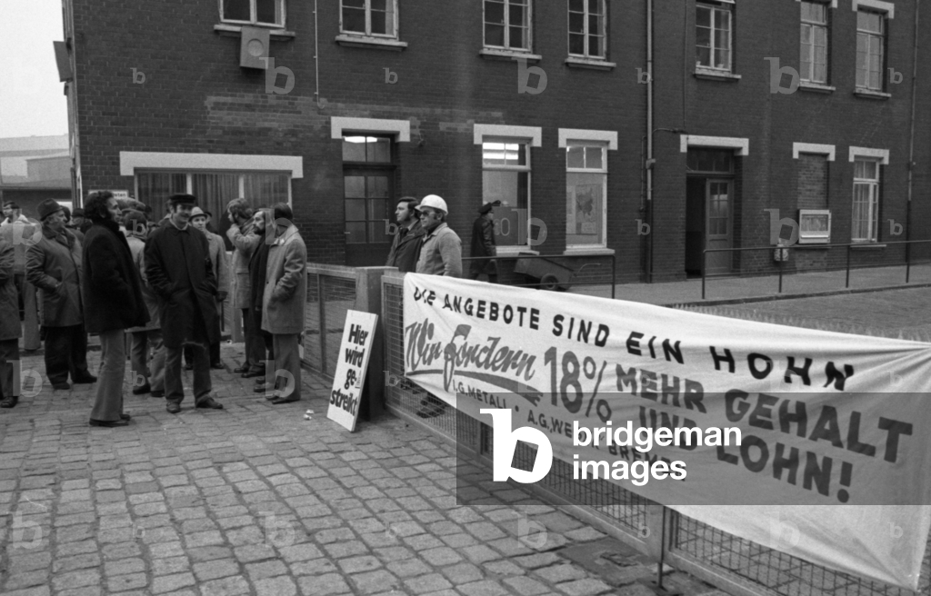 DEU, Germany, Bremen: The collective bargaining conflict ( strike) …, 1974 (photo)