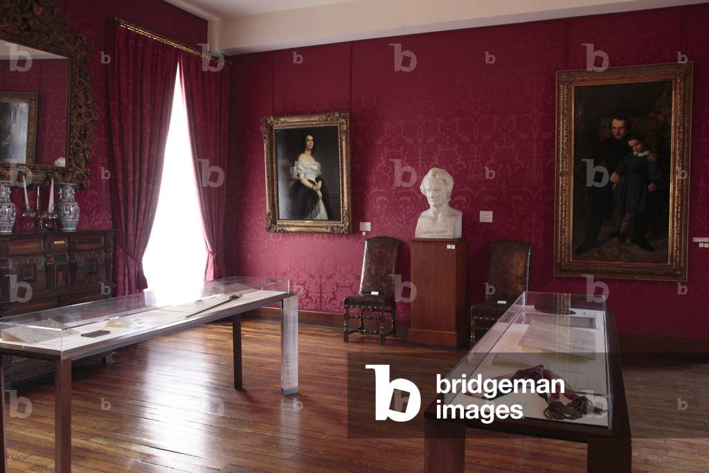 La Maison de Victor Hugo, in the Hotel Rohan-Guemenee (Rohan Guemenee), 6 place des Vosges, Paris 75004. Architecture by Isaac Arnaud, 1605.