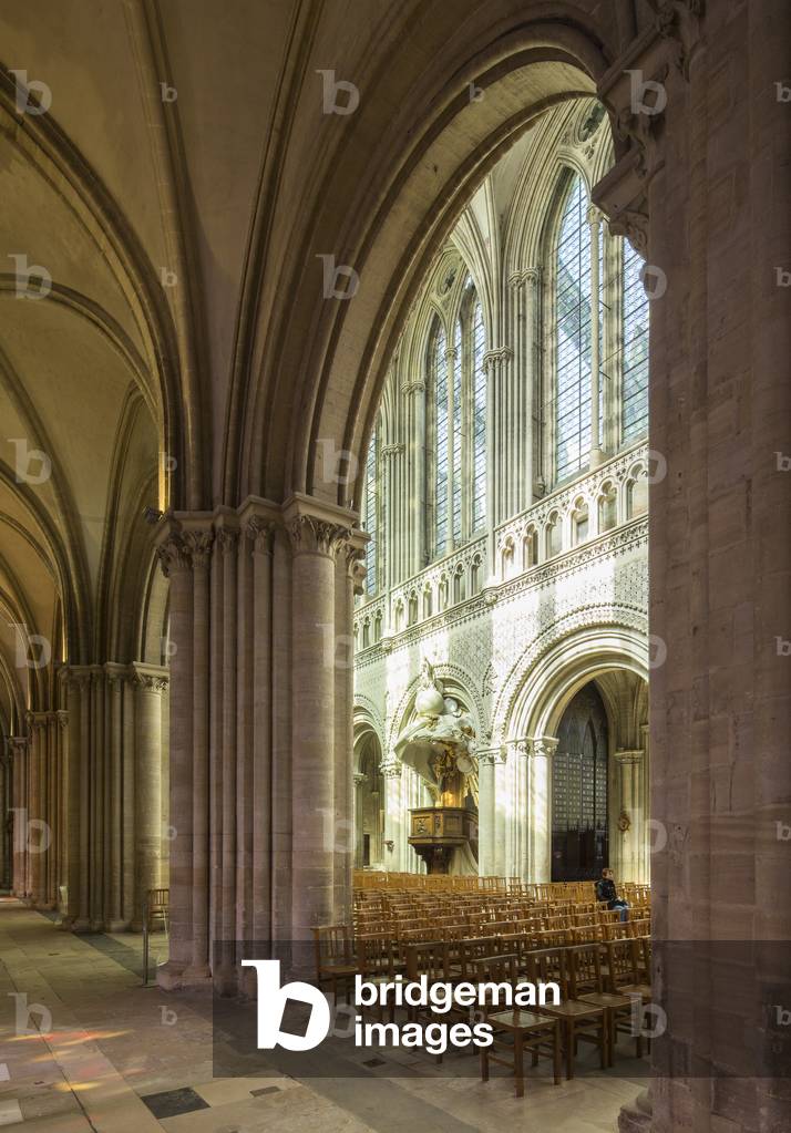 The nave, Cathedral of Our Lady of Bayeux.