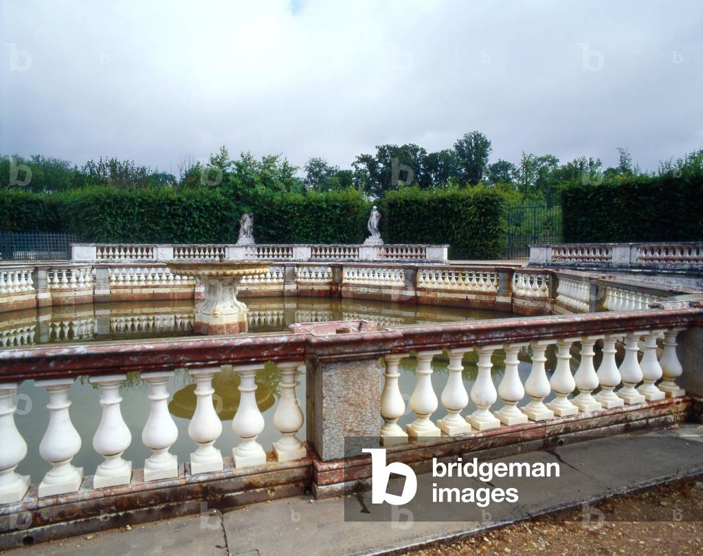 Parc du Chateau de Versailles (Les Yvelines), 1660-1700. Jardins de Andre Le Notre 1613-1700) and principal architects: Louis Le Vau (1612-1670) and Jules Hardouin Mansart (1646-1708).
