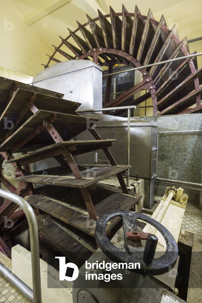 Water treatment plant, Fontainebleau, 2018 (photograph)