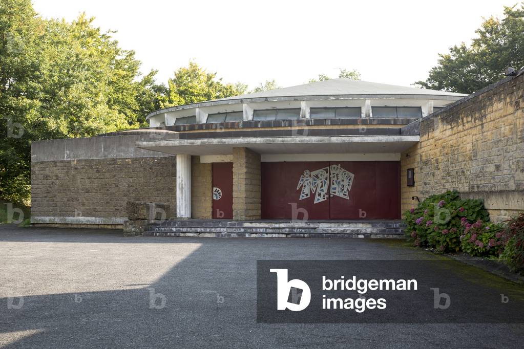 Saint Maximin Church, 1955-1958, Boust