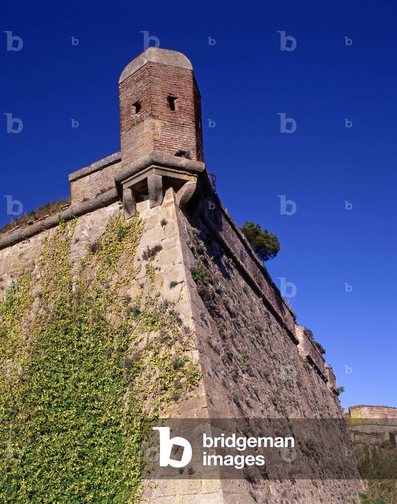 Fort de Bellegarde au Perthus (Languedoc Roussillon). Architect Sebastien Le Prestre de Vauban (1633-1707), realisation 1778.