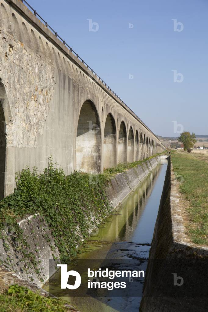Aqueduct, Sens, 2018 (photography)
