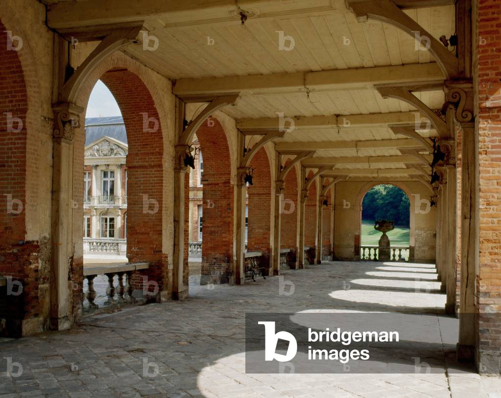 Detail of the galleries with arcades. Chateau de Dampierre en Yvelines (Les Yvelines). Chateau-Manoir of the 13th century metamorphosis from 1682 to 1685 by Jules Hardouin Mansart (1646-1708).