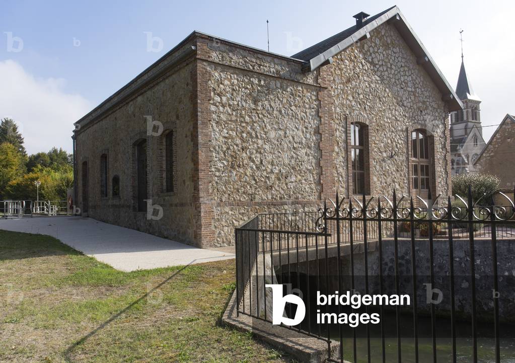 Water treatment plant, Sens, 2018 (photography)